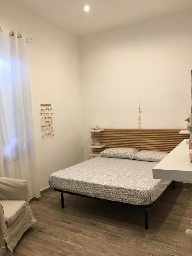 A Un Passo Dal Mare Apartment Lido di Mondello Bagian luar foto